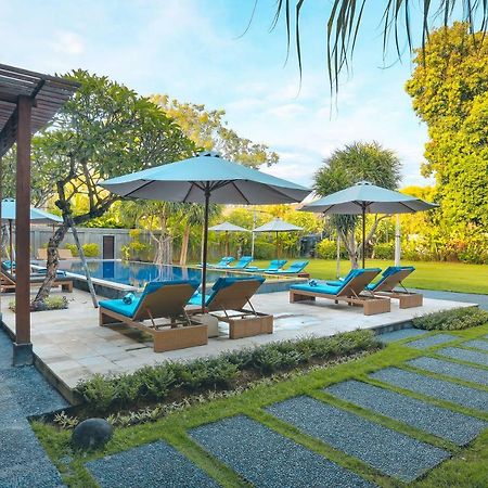 Отель Kubu Cempaka Seminyak Экстерьер фото